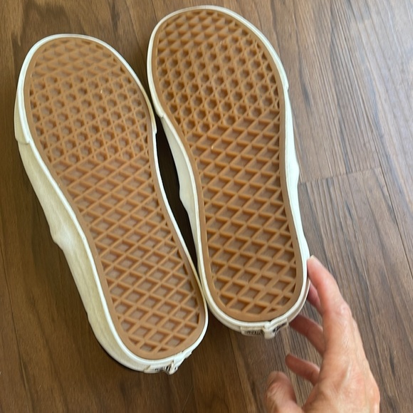 Vans Classic Slip Ons Black Perf Leather Size 7 - Picture 7 of 8